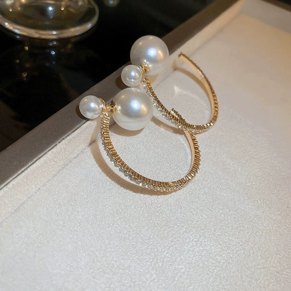 Wholesale Highend Feel Geometric Pearl Zircon Earrings With Electroplating