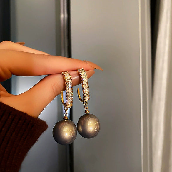 Wholesale Highend Feel Geometric Pearl Zircon Earrings With Electroplating