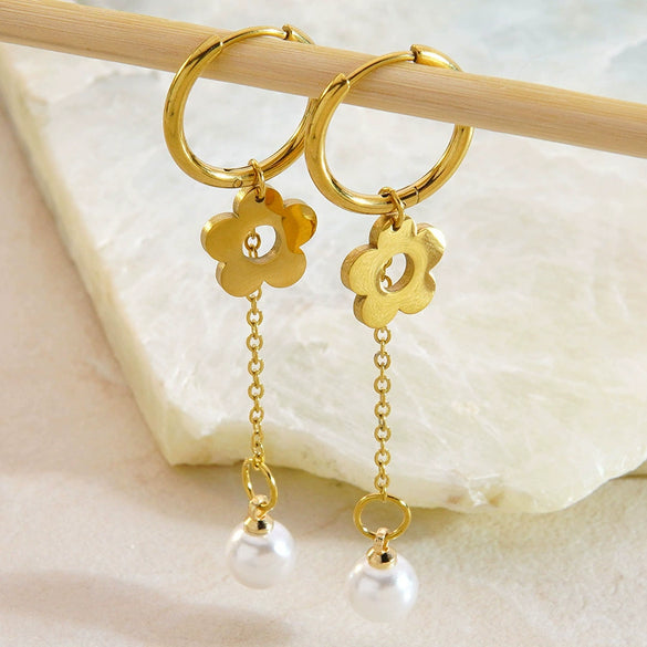 Wholesale Highend Geometric Pearl Stainless Steel Electroplated Earrings For Women