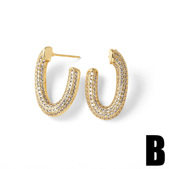 Wholesale Highend Micropaved Zircon Heart Shaped Copper Earrings With 18K Gold Plated Electroplating For Unisex