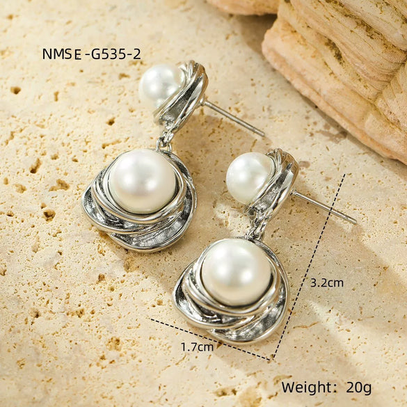 Wholesale Highend Stainless Steel Geometric Flower Earrings For Women With Electroplating Treatment Fashion Design