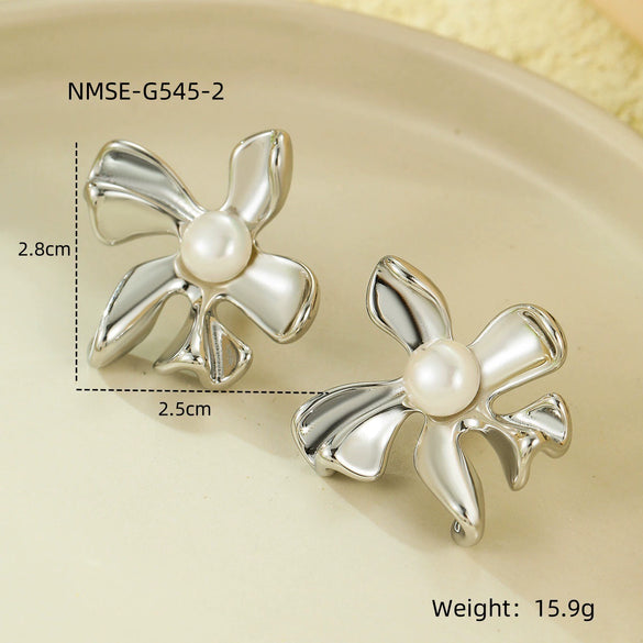Wholesale Highend Stainless Steel Geometric Flower Earrings For Women With Electroplating Treatment Fashion Design