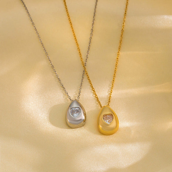 Wholesale Highgrade Titanium Steel Dropshaped Geometric Female Clavicle Necklace With Snake Bone Chain And Electroplating