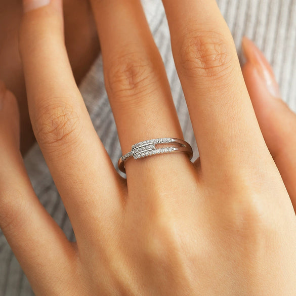 Wholesale Hiphop Asymmetric Moissanite Ring For Female S925 Sterling Silver With Geometric Design