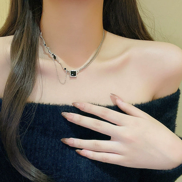 Wholesale Hiphop Fashion Stainless Steel Geometric Pendant Clavicle Chain Necklace For Women Electroplated Metal Accessories