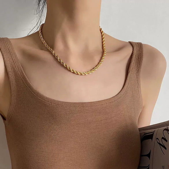 Wholesale Hiphop Multilayered Clavicle Chain Titanium Steel Ushaped Electroplating Twist Chain