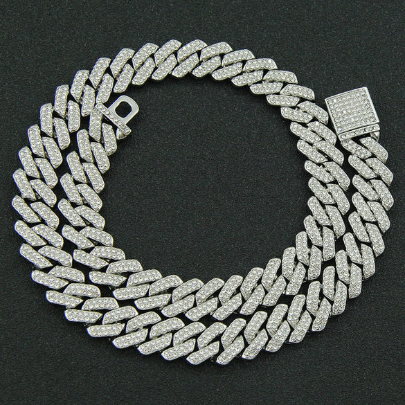 Wholesale Hiphop Style Alloy Cuban Chain Men's Necklace With Geometric Diamond Design