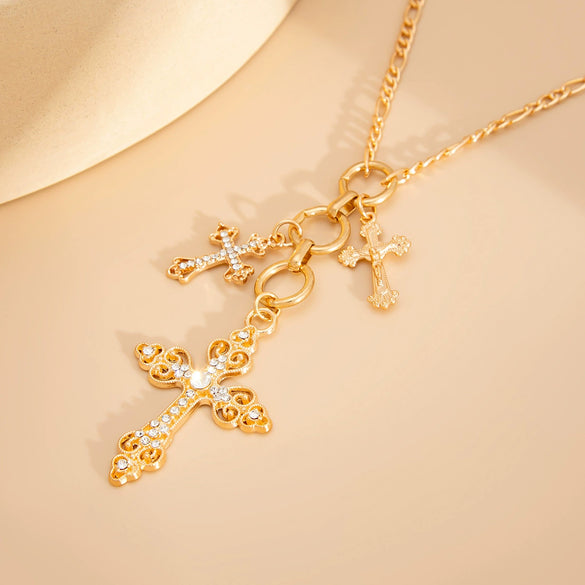 Wholesale Hiphop Style Geometric Alloy And Iron Chain Pendant Necklace With Rhinestones Electroplated For Women