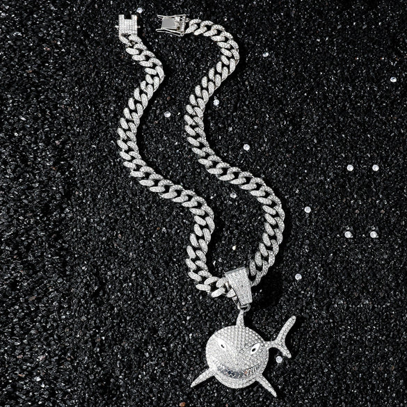 Wholesale Hiphop Style Shark Pendant Necklace Zinc Alloy Material Electroplating Treatment For Men