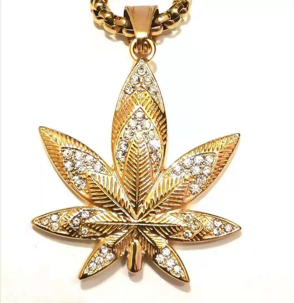 Wholesale Hiphop Trendy Titanium Steel Jewelry With Geometric Maple Leaf Pendant And Polish Finish