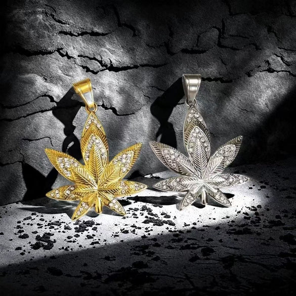 Wholesale Hiphop Trendy Titanium Steel Jewelry With Geometric Maple Leaf Pendant And Polish Finish