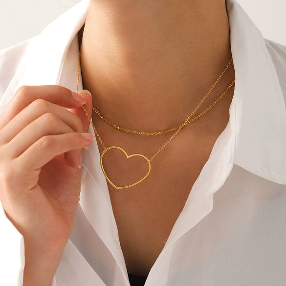 Wholesale Hollow Love Folded Clavicle Chain Jewelry In Stainless Steel With Pvd Plated 18K Gold And Geometric Styling