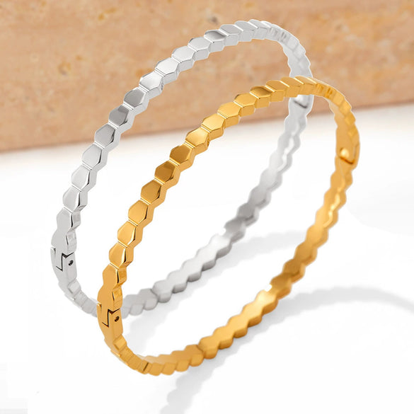 Wholesale Honeycomb Hexagonal Geometric Stainless Steel Bracelet For Men And Women With Electroplating