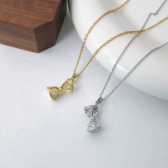Wholesale Hourglass Zircon Titanium Steel Necklace With Fashionable Elegant Design 18K Gold Plated Electroplated Clavicle Chain