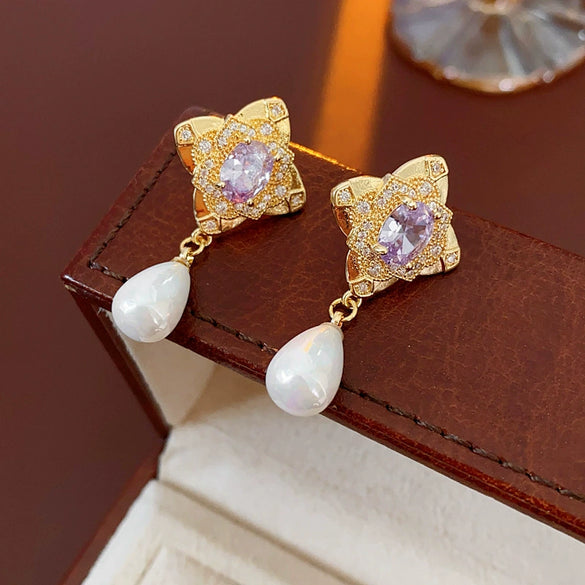 Wholesale Imitation Pearl Drop Shape Earrings French Retro Style Set With Pearls For Women