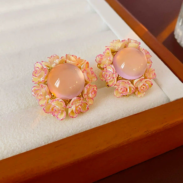 Wholesale Imitation Pearl Drop Shape Earrings French Retro Style Set With Pearls For Women