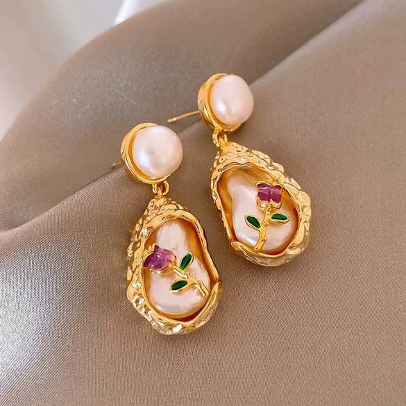 Wholesale Imitation Pearl Drop Shape Earrings French Retro Style Set With Pearls For Women