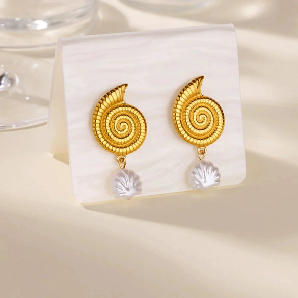 Wholesale Imitation Pearl Shell Geometric Stainless Steel Gold Electroplated Earrings For Women With Starfish Design