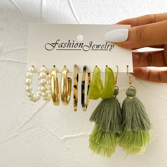 Wholesale Inlaid Pearl Ladies Earrings Set Alloy Geometric Electroplated Retro Style