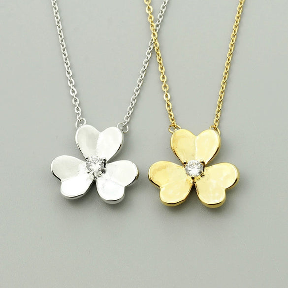 Wholesale Inlaid Zircon Clover Heart Shaped Stainless Steel Necklace With Snake Bone Chain And Electroplating Treatment