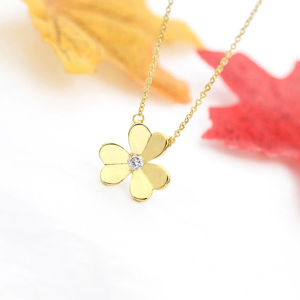 Wholesale Inlaid Zircon Clover Heart Shaped Stainless Steel Necklace With Snake Bone Chain And Electroplating Treatment
