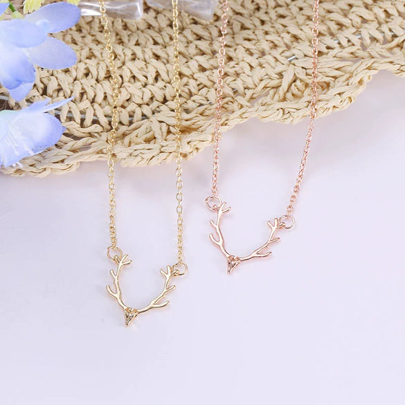 Wholesale Ins Christmas Small Antler Elk Necklace Alloy Electroplated Animal Pattern