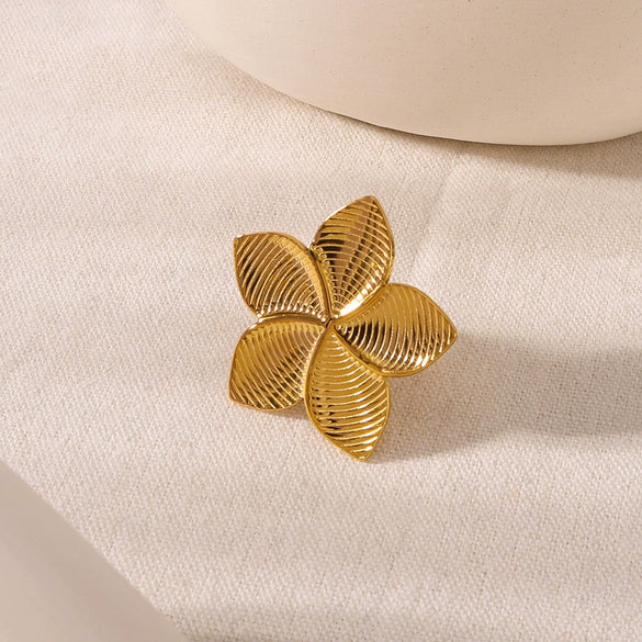 Wholesale Ins Simple Flower Geometric Design Stainless Steel Earrings For Women With 18K Furnace Vacuum Plating