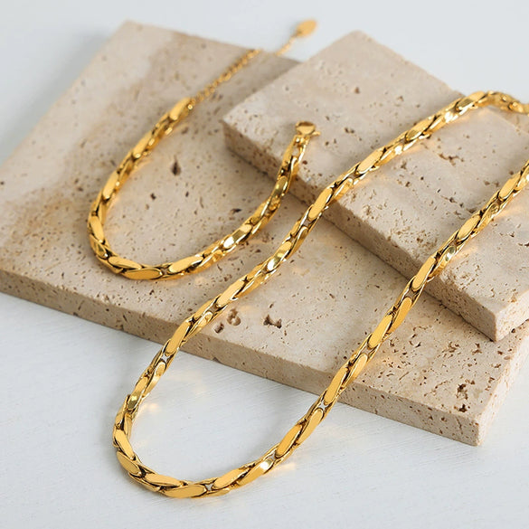 Wholesale Ins Style Geometric Braided Chain Design Copper And Titanium Steel Goldplated Jewelry Set For Unisex