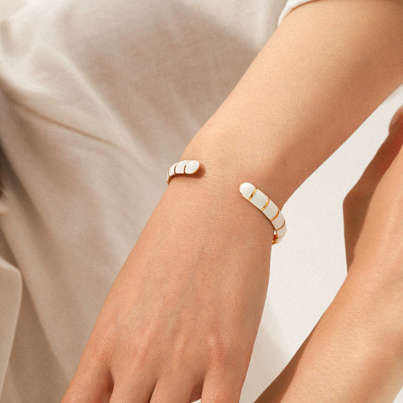 Wholesale Ins Style Geometric Dripping Oil Stainless Steel Bracelet For Women Luxury Highend Jewelry
