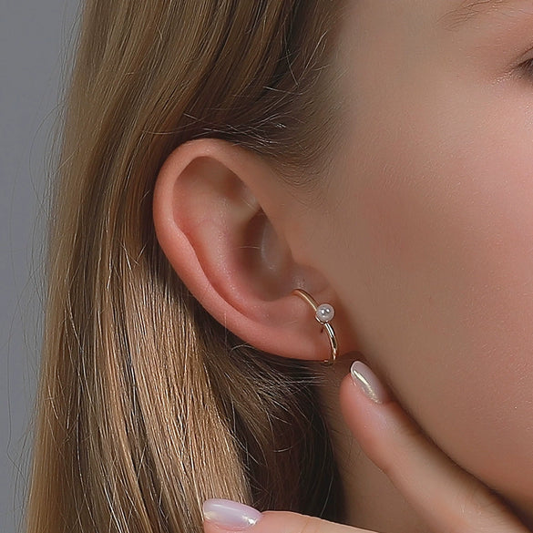 Wholesale Ins Style Retro Pearl Ear Clips And Ear Hooks For Women Geometric Alloy Electroplated Earrings