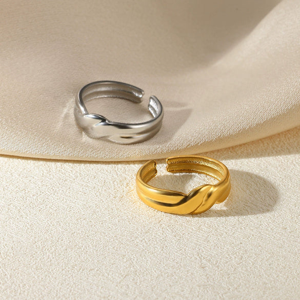 Wholesale Ins Style Simple Titanium Steel And Stainless Steel Ring 18K Goldplated Asymmetrical Geometric Jewelry For Women