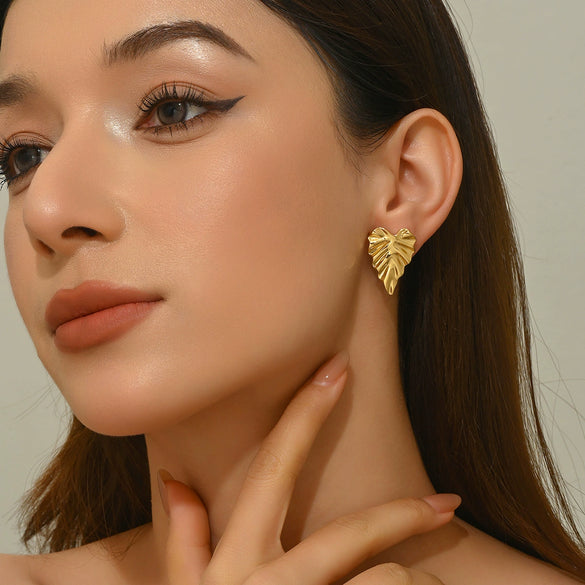 Wholesale Ins Style Stainless Steel Stamped Leaf And Heart Earrings For Women