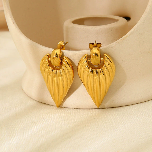 Wholesale Ins Style Striped Heart Shaped Stainless Steel 18K Gold Plated Earrings For Women