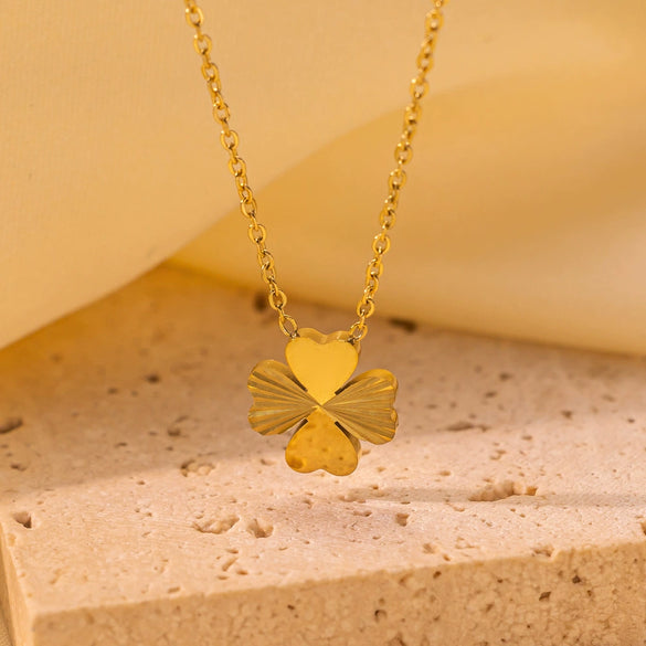 Wholesale Ins Style Women's Jewelry Titanium Steel Necklace With Clover Pendant And Plants And Flowers Pattern Electroplated Design