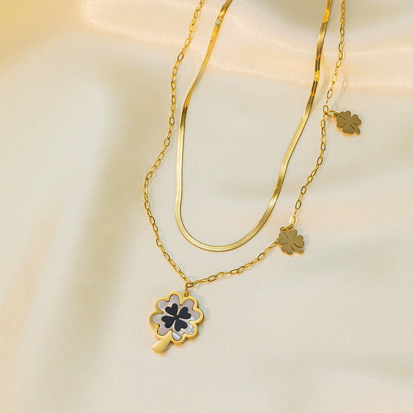 Wholesale Ins Style Women's Jewelry Titanium Steel Necklace With Clover Pendant And Plants And Flowers Pattern Electroplated Design