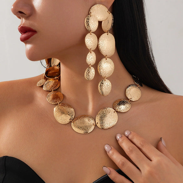 Wholesale Iron Geometric Oval Clavicle Necklace And Long Tassel Earrings With Electroplating Treatment