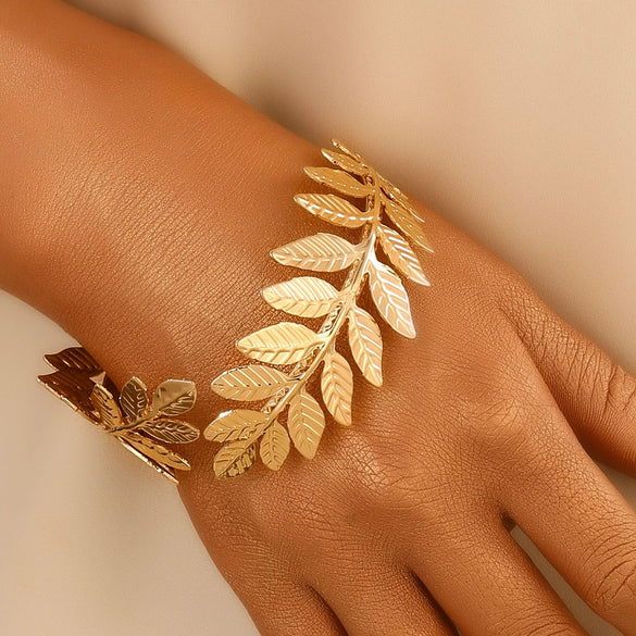 Wholesale Iron Geometric Sshaped Hollow Doublelayer Snakeshaped Opening Adjustable Unisex Bracelet
