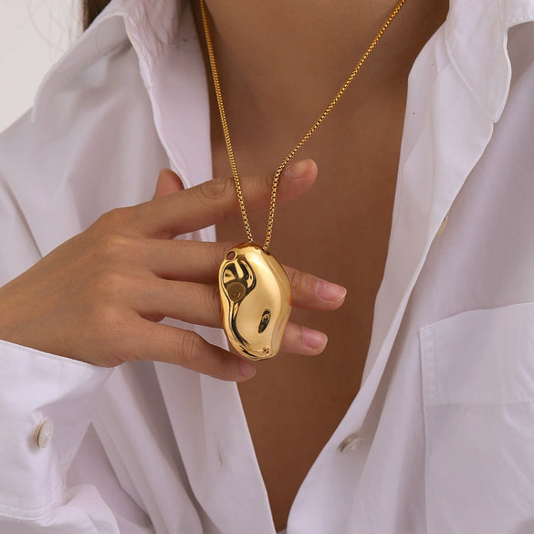 Wholesale Irregular Concave Hammer Snake Bone Chain Stainless Steel Electroplated Necklace For Women