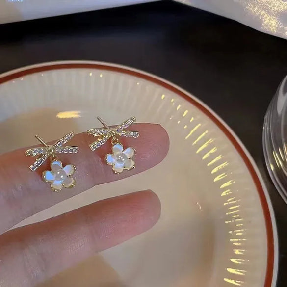 Wholesale Jewelry 1 Pair Simple Style Heart Shape Flower Bow Knot Alloy Rhinestones Earrings