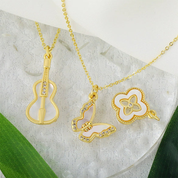Wholesale Jewelry Accessories Copper Shell Violin Pendant Necklace Bracelet Fashion Micro Inlaid Electroplated 18K Real Gold Insect Pattern