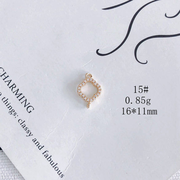 Wholesale Jewelry Accessories Copper Zircon Inlay Flower Moon Hollow Necklace Material