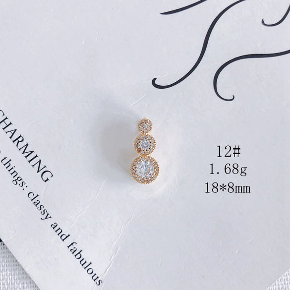 Wholesale Jewelry Accessories Copper Zircon Inlay Flower Moon Hollow Necklace Material