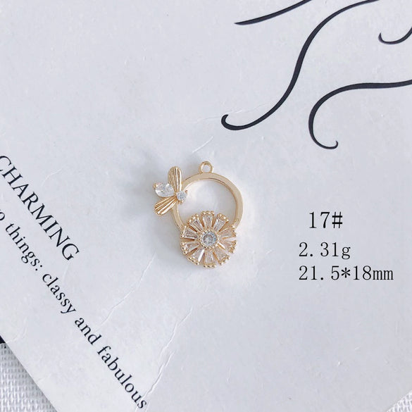 Wholesale Jewelry Accessories Copper Zircon Inlay Flower Moon Hollow Necklace Material