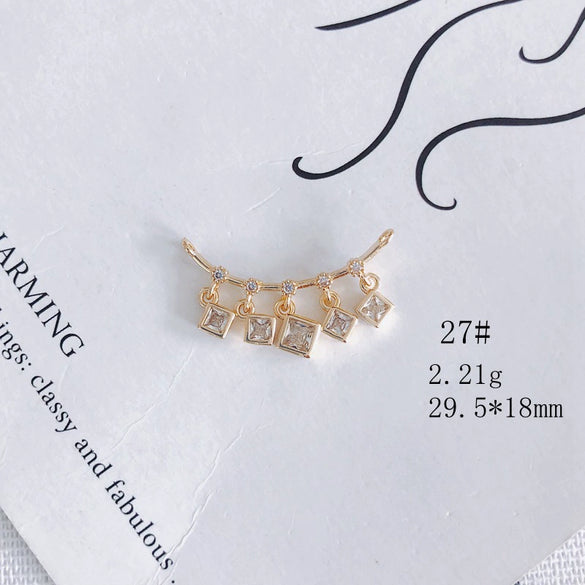 Wholesale Jewelry Accessories Copper Zircon Inlay Flower Moon Hollow Necklace Material