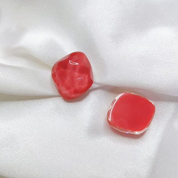 Wholesale Jewelry Accessories Handmade Resin And Plastic Accessories With Water Wave Light Pattern And Irregular Diamond Shape