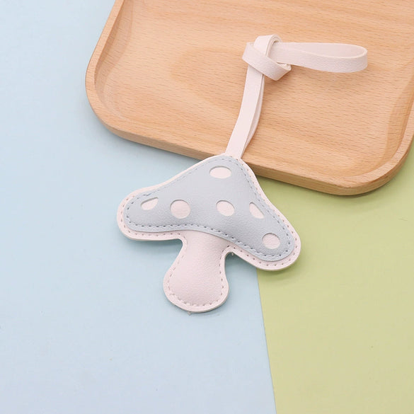 Wholesale Jewelry Accessories Leather Mushroom Pendant Clothing Accessories
