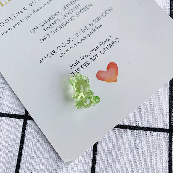 Wholesale Jewelry Accessories Resin Acrylic Transparent Bear Hole Pendant Necklace Material
