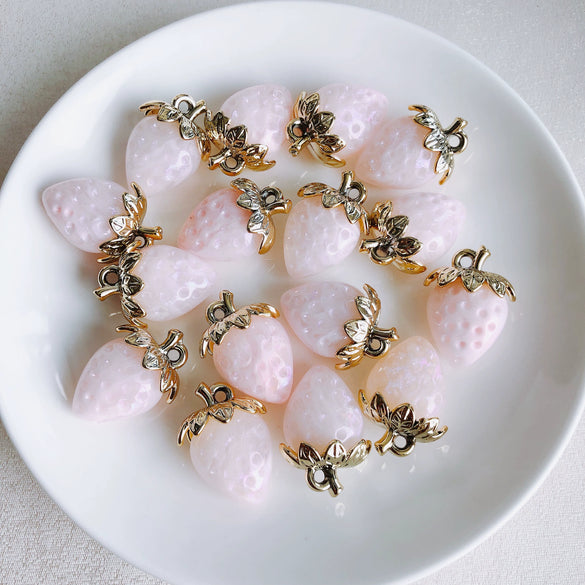 Wholesale Jewelry Accessories Resin Strawberry Inlaid Pearl Pendant Earrings Environmentalfriendly