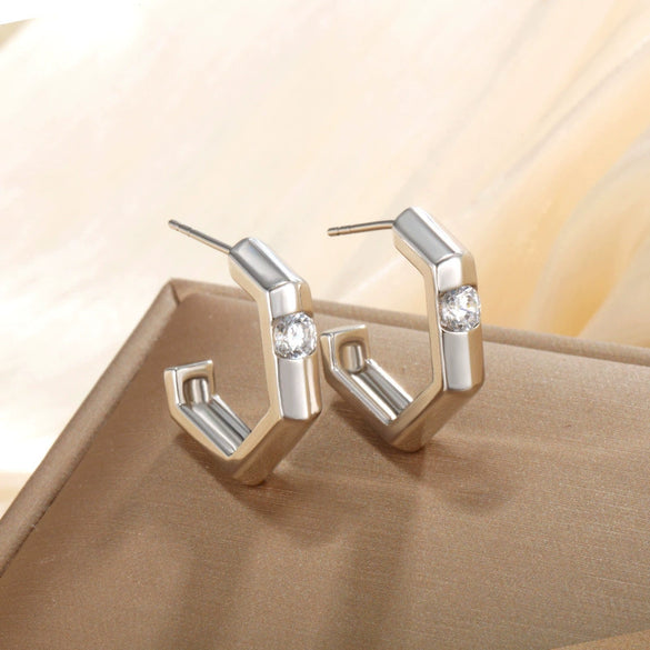 Wholesale Jewelry Alloy Geometric Polygon Cshaped Electroplated Diecast Earrings For Women