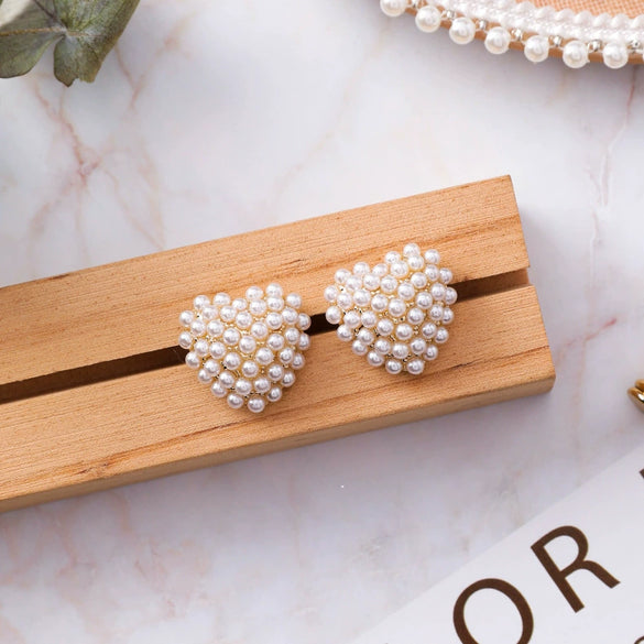 Wholesale Jewelry Alloy S925 Silver Natural Style Heart Shaped Electroplated Pearl Earrings For Women